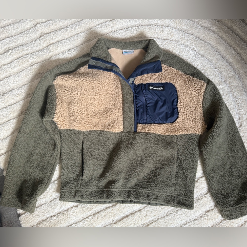 Columbia Navy and Beige Sherpa Jacket